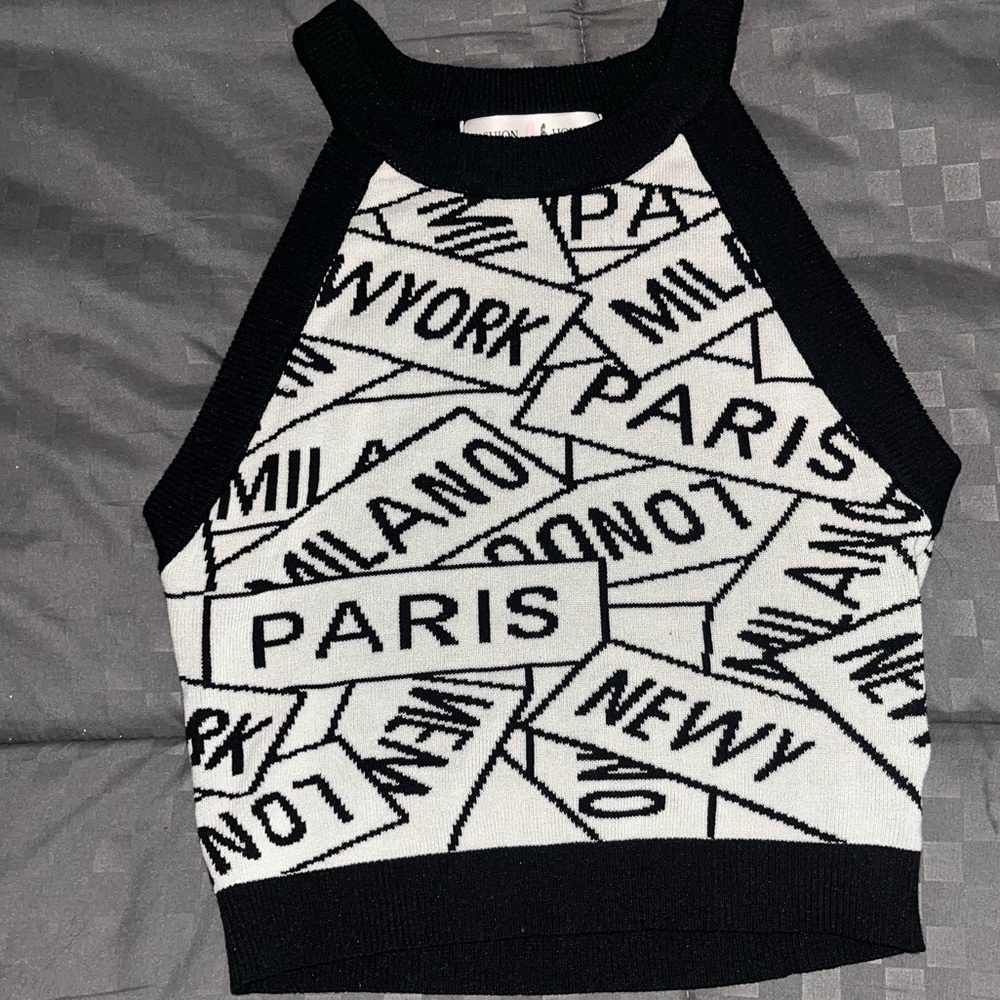 Women's White Graphic Mini Skirt And Crop Top Matching Set - Fashion Brand - Picture 4 of 8